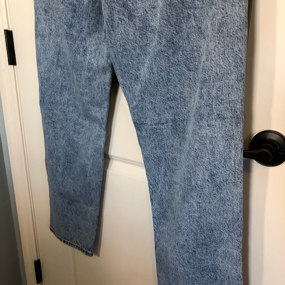 American Eagle Mom Straight Jeans. High Waisted. Loose Fit. Size 12 - Picture 6 of 12